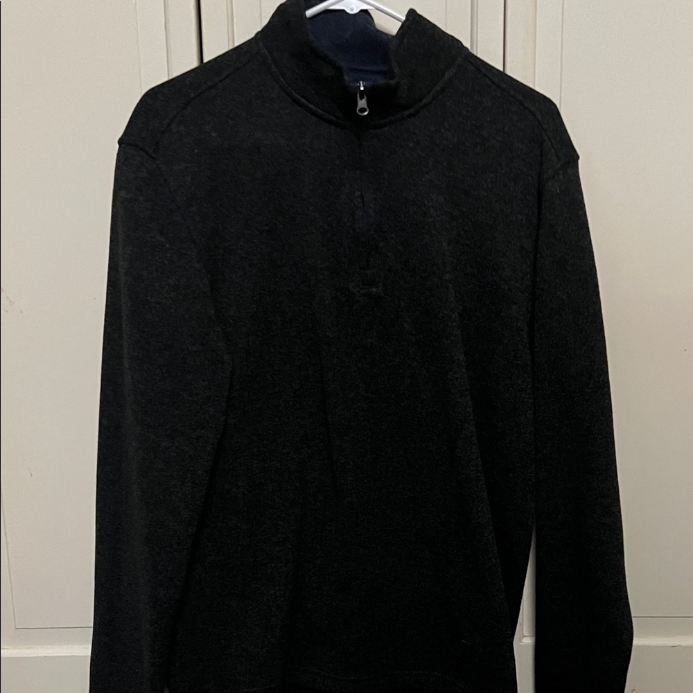 Izod Cream and Grey Pullover